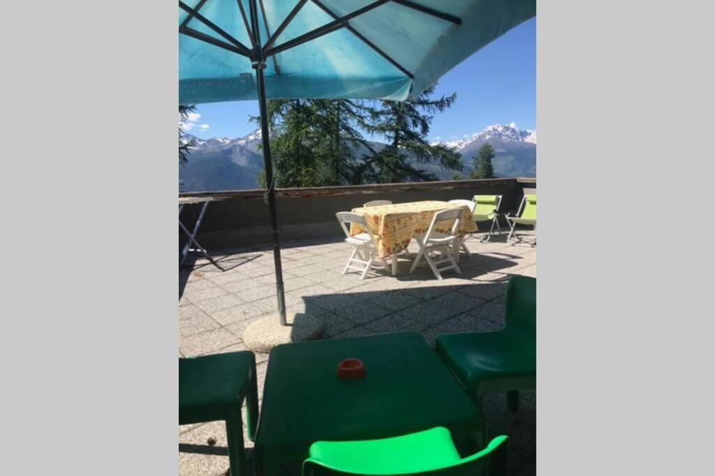 A Casa Di Anna Pila Aosta Apartamento Exterior foto